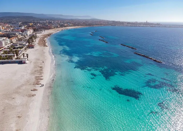 New Flat For 6 Guests Near