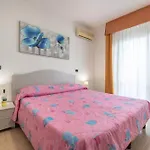 Brand New Flat Near Αλγκέρο