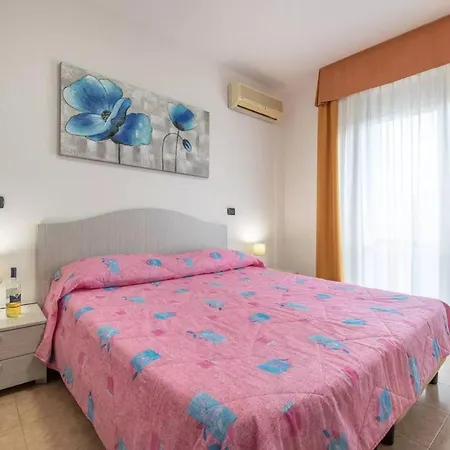 New Flat For 6 Guests Near אלגהרו